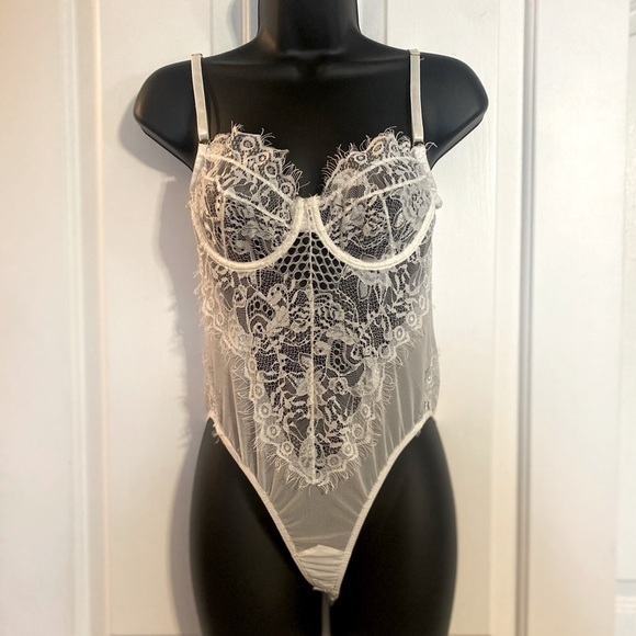 “TIC TOC” Hopeless Romantic Lace Mesh Teddy BodySuit - Picture 6 of 16